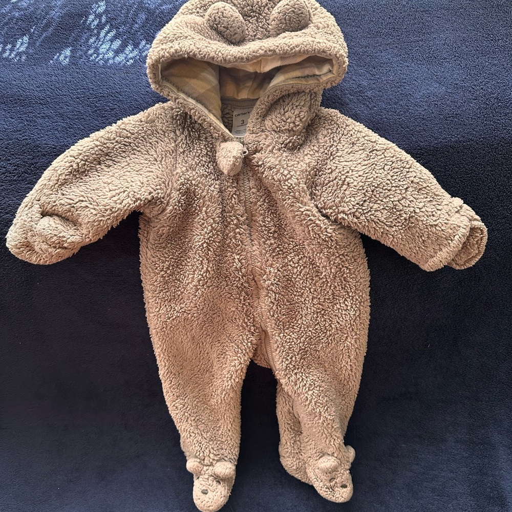 Carters winter Sherpa bear suit 🐻